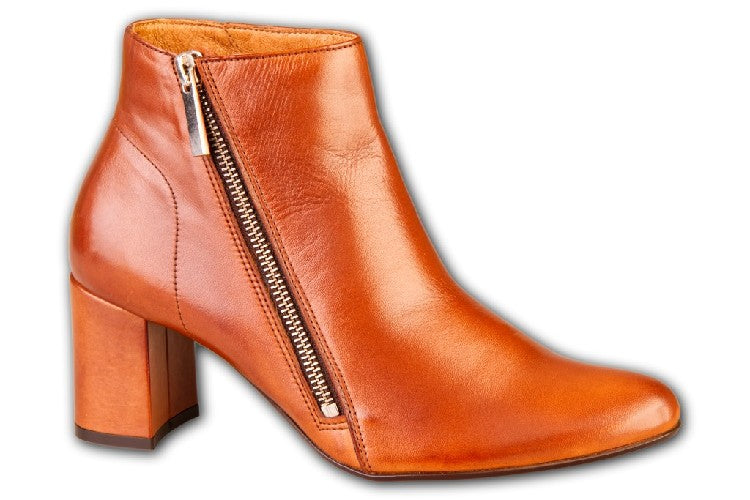 DA1051_Nappa_Cognac.JPG